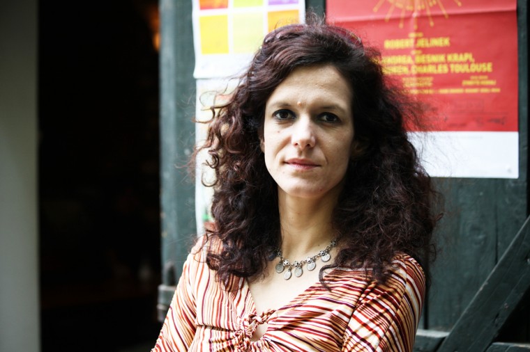 Ana Isakovic est coordinatrice de programmation au Centre de décontamination culturelle de Belgrade.